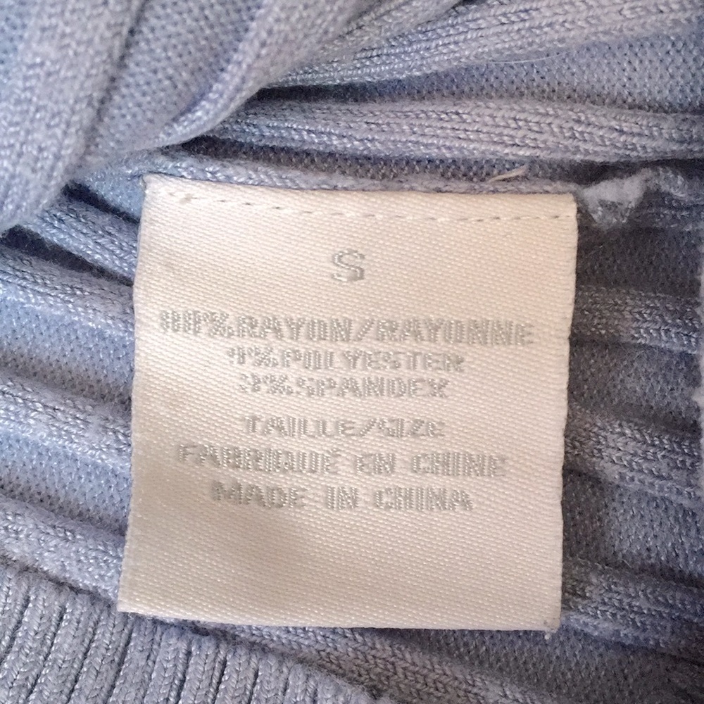 Suzy Shier | Ribbed V-Neck Sweater - Picture 6 of 7